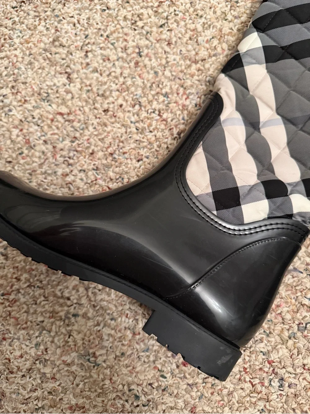 Burberry 100% authentic